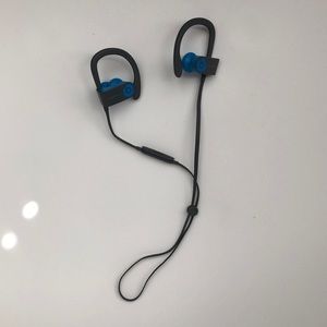 PowerBeats 3